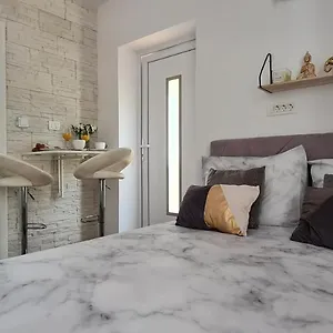 Studio Apartman Gržetić Appartamento Šilo