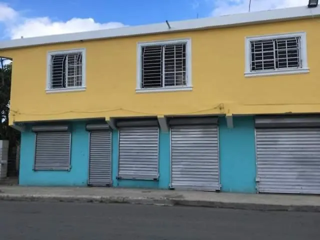 Apartamento Amueblado Caribe: Convenient Airport Retreat Santo Domingo Apartment